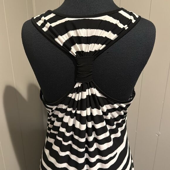 Calvin Klein black/white zebra stripe stretch racerback maxi. Size 12. - Picture 3 of 6